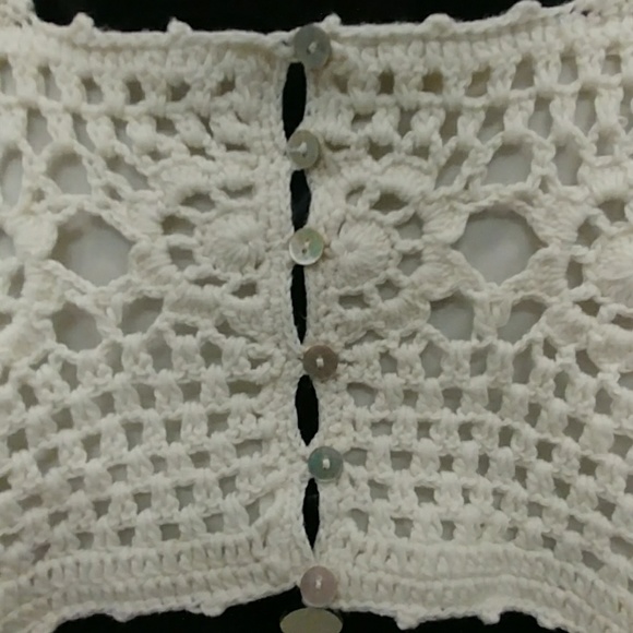 American Rag Lace Crop Top - Picture 6 of 7